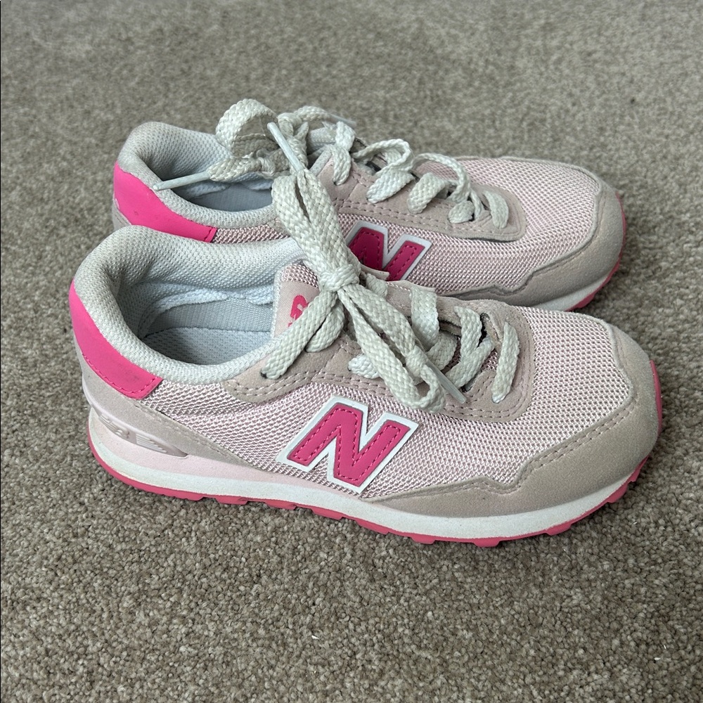 New Balance size 11.5 Gray pink, gray girls' sneakers